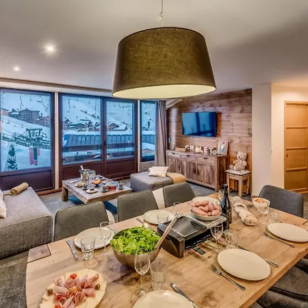 Palafour - 3 Pieces Pour 8 Personnes 164 * Tignes