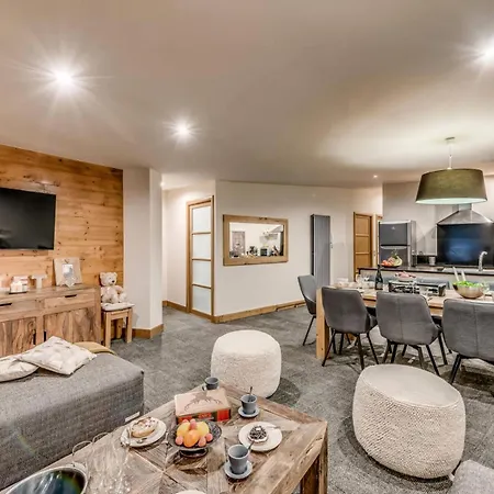Palafour - 3 Pieces Pour 8 Personnes 164 * Tignes